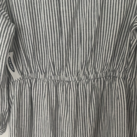 Striped V-neck Dress - Picture 5 of 5